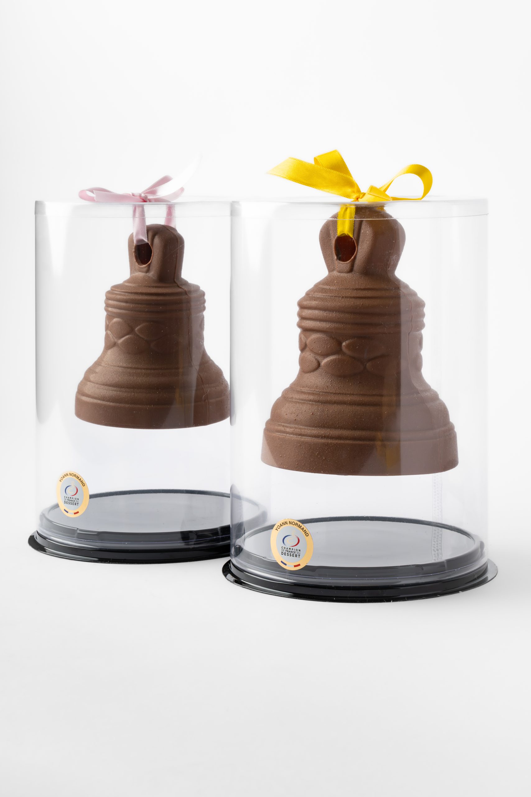 Cloche en chocolat suspendue – Image 5